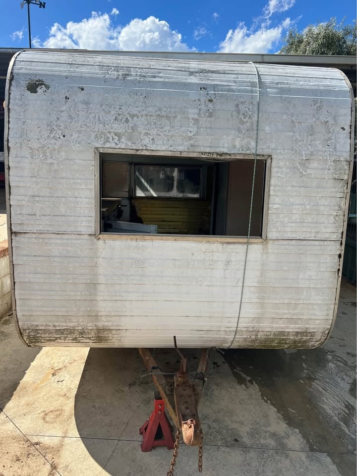 Vintage Caravan photo 4