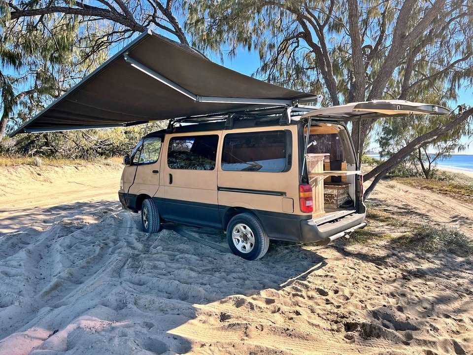 4x4 CAMPERVAN HIRE photo 11