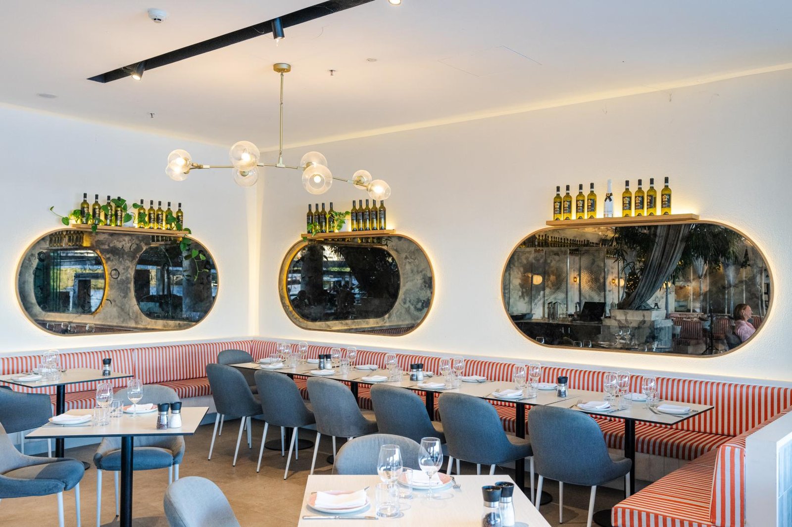 Dining Area at Massimo Restaurant & Bar photo 3