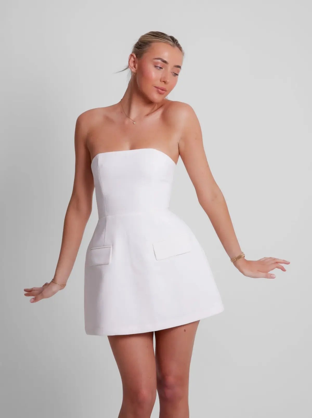 Odd Muse Ultimate Muse Strapless Mini Dress White Size 10 photo 2