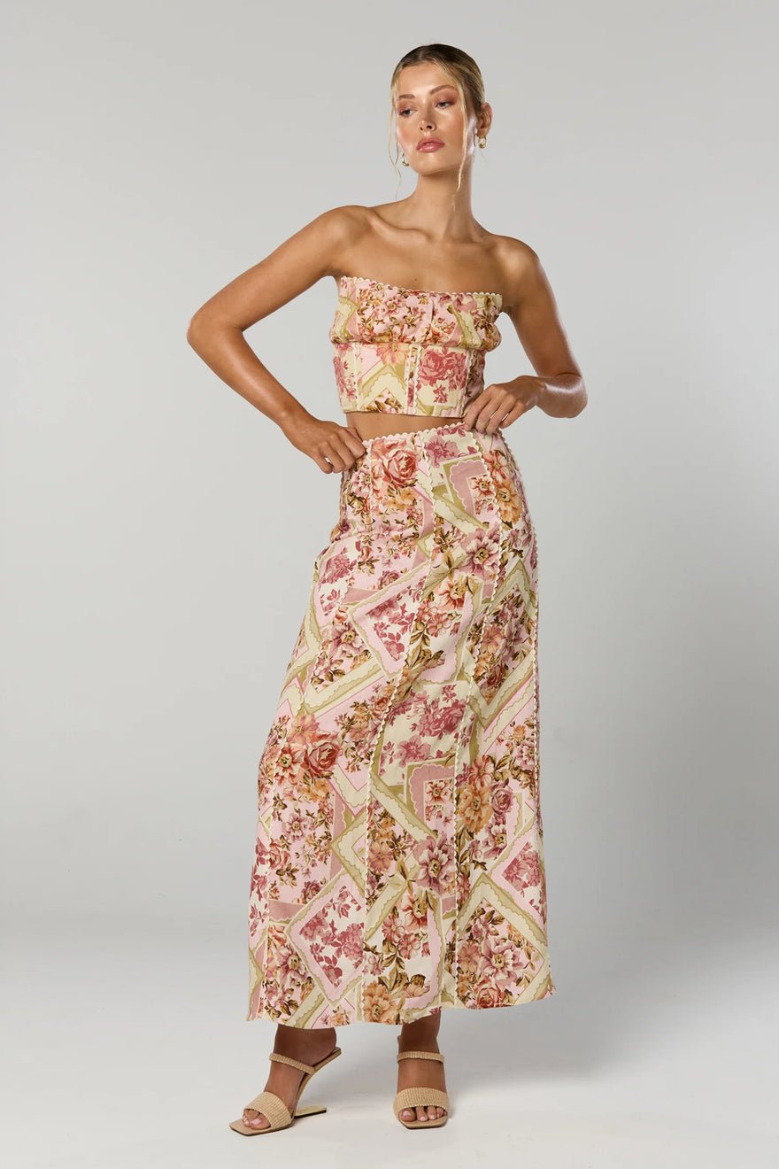 Winona Vaughn Bodice & Panelled Skirt photo 2