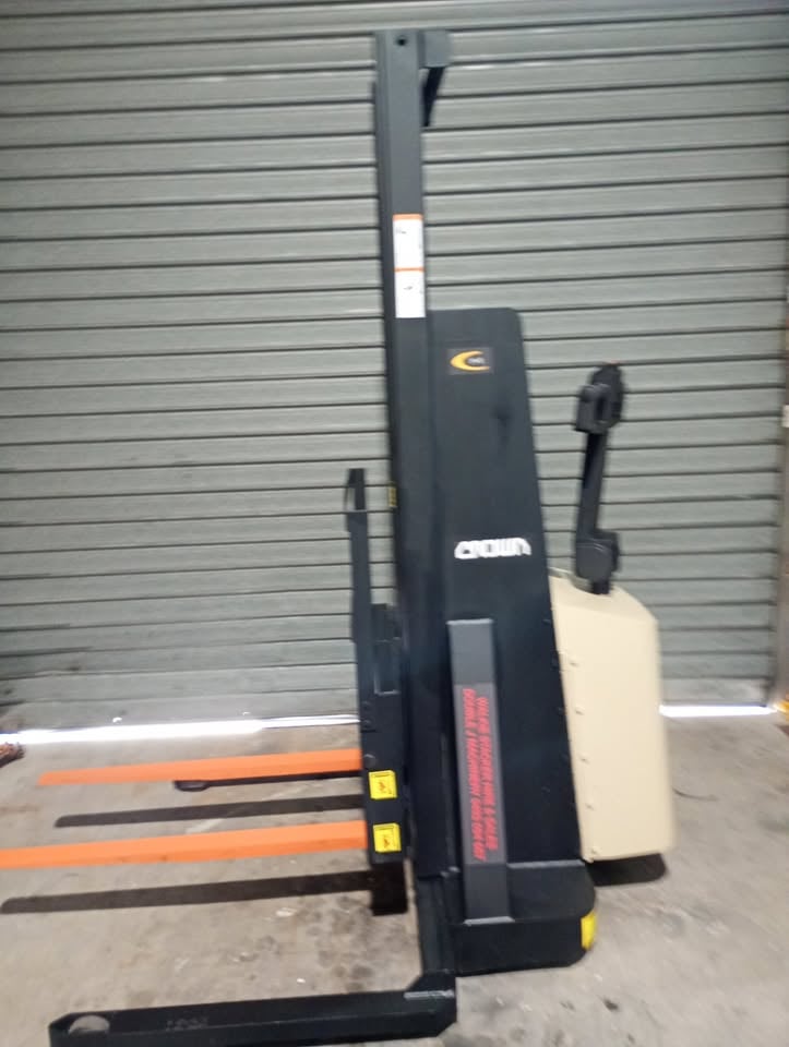 FORKLIFT FOR SALE OR HIRE photo 11
