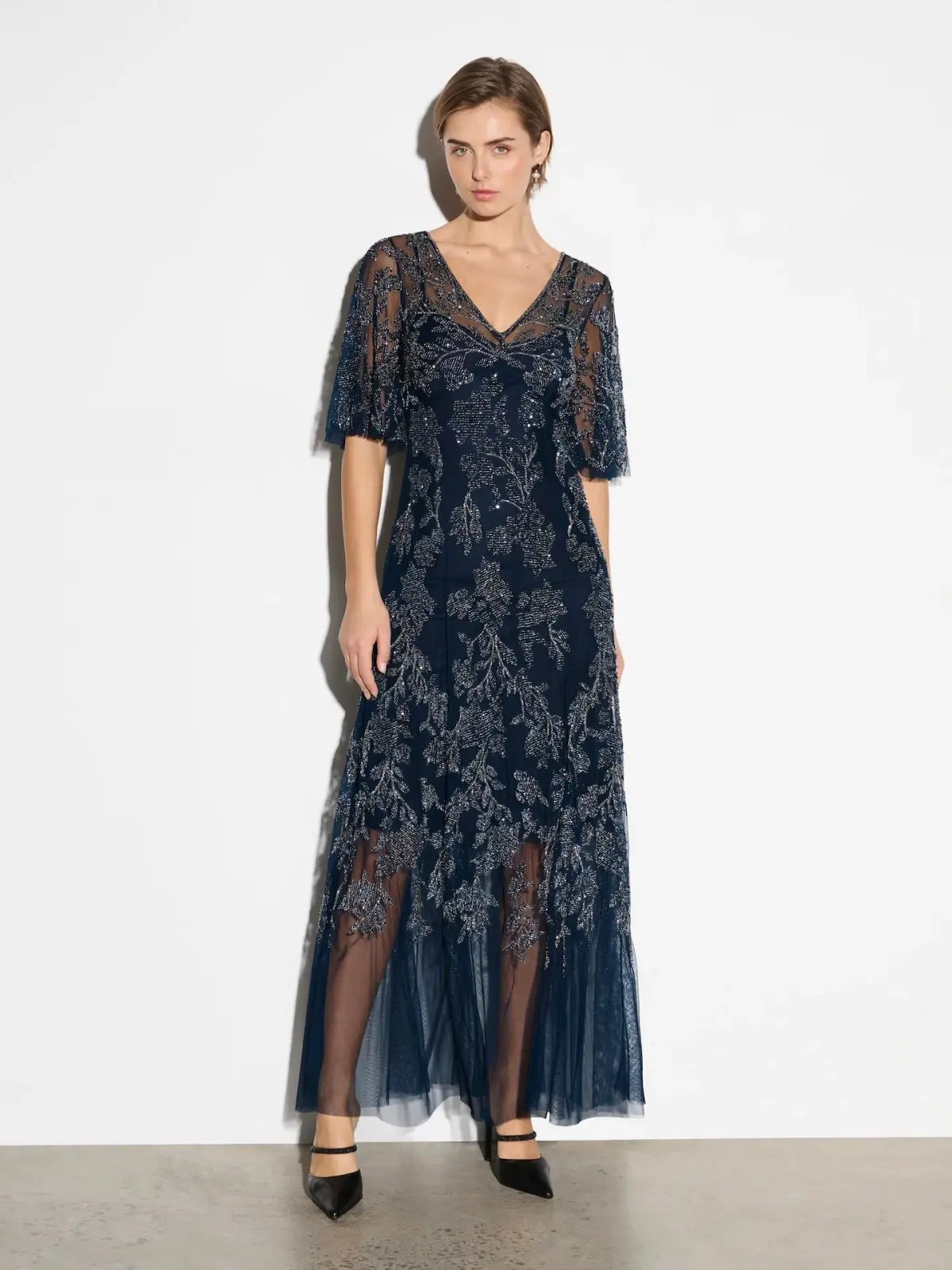 White Closet navy floral flowing dress size 8 photo 17