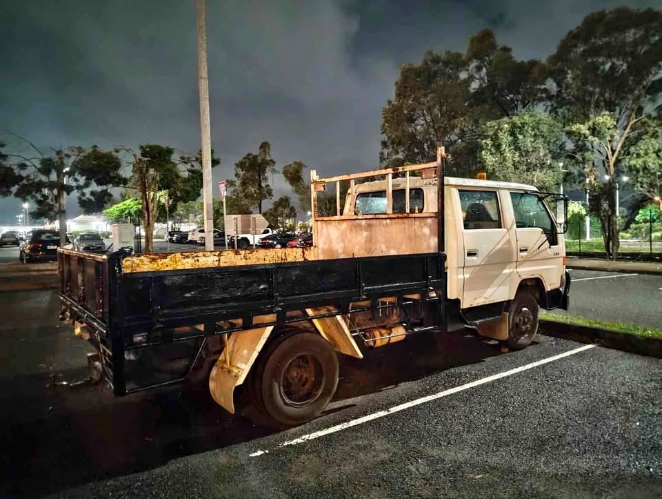 Moving / dump run /rubbish removal/ delivery photo 3