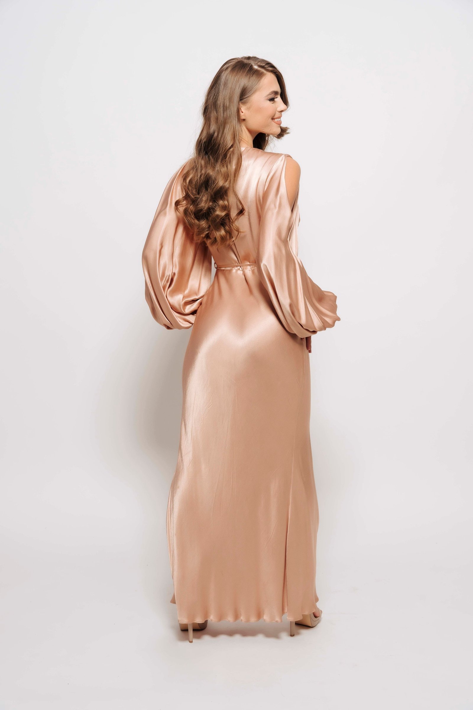 LA LUNE FULL SLEEVE WRAP MIDI DRESS BY SHONA JOY ROSE GOLD photo 2