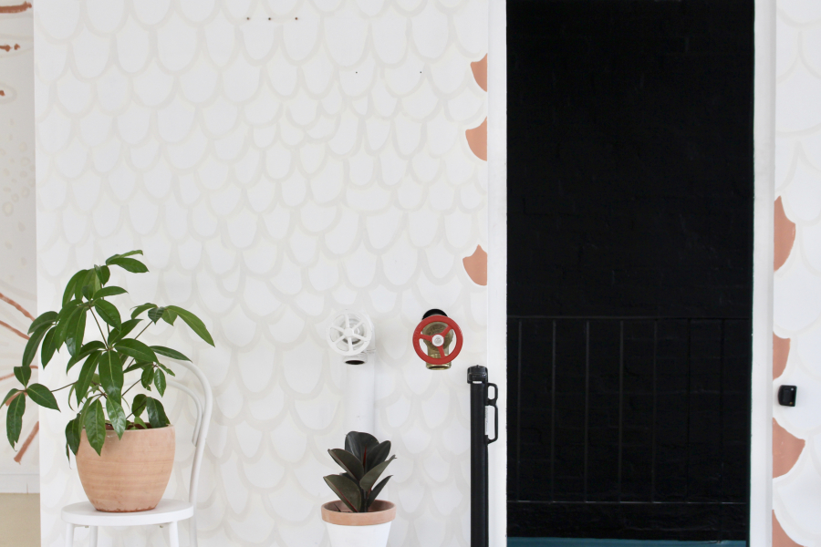 Light filled warehouse studio in Richmond photo 8