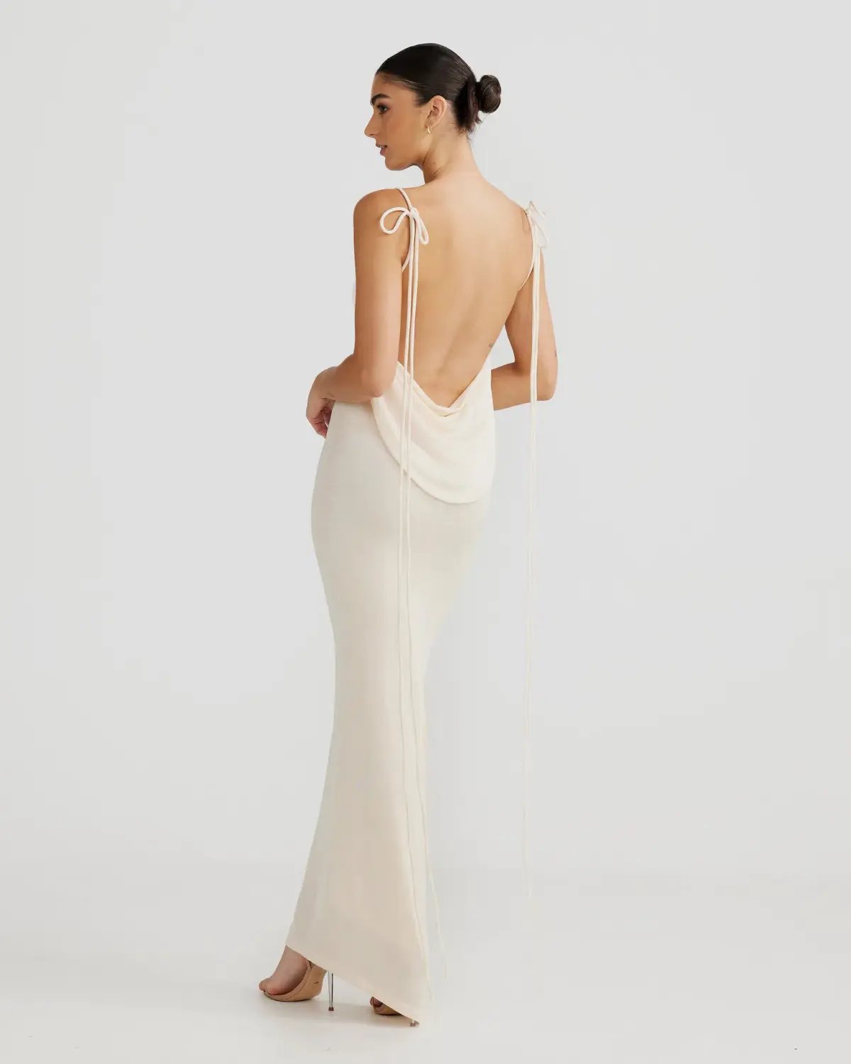 Melani The Label Cristina Gown in Pearl White Size XS / AU 6 photo 4
