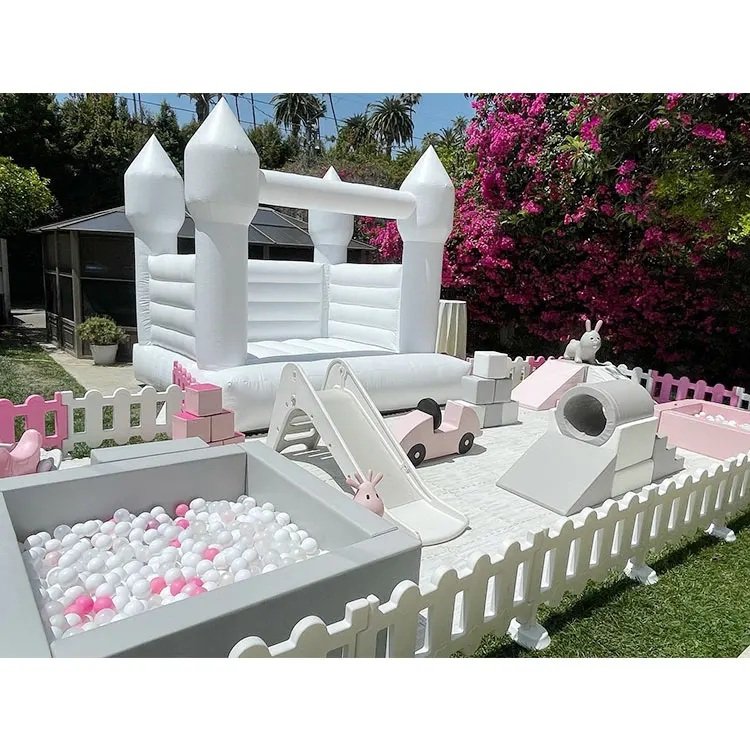 Jumping castle Hire/ Soft Play hire photo 4