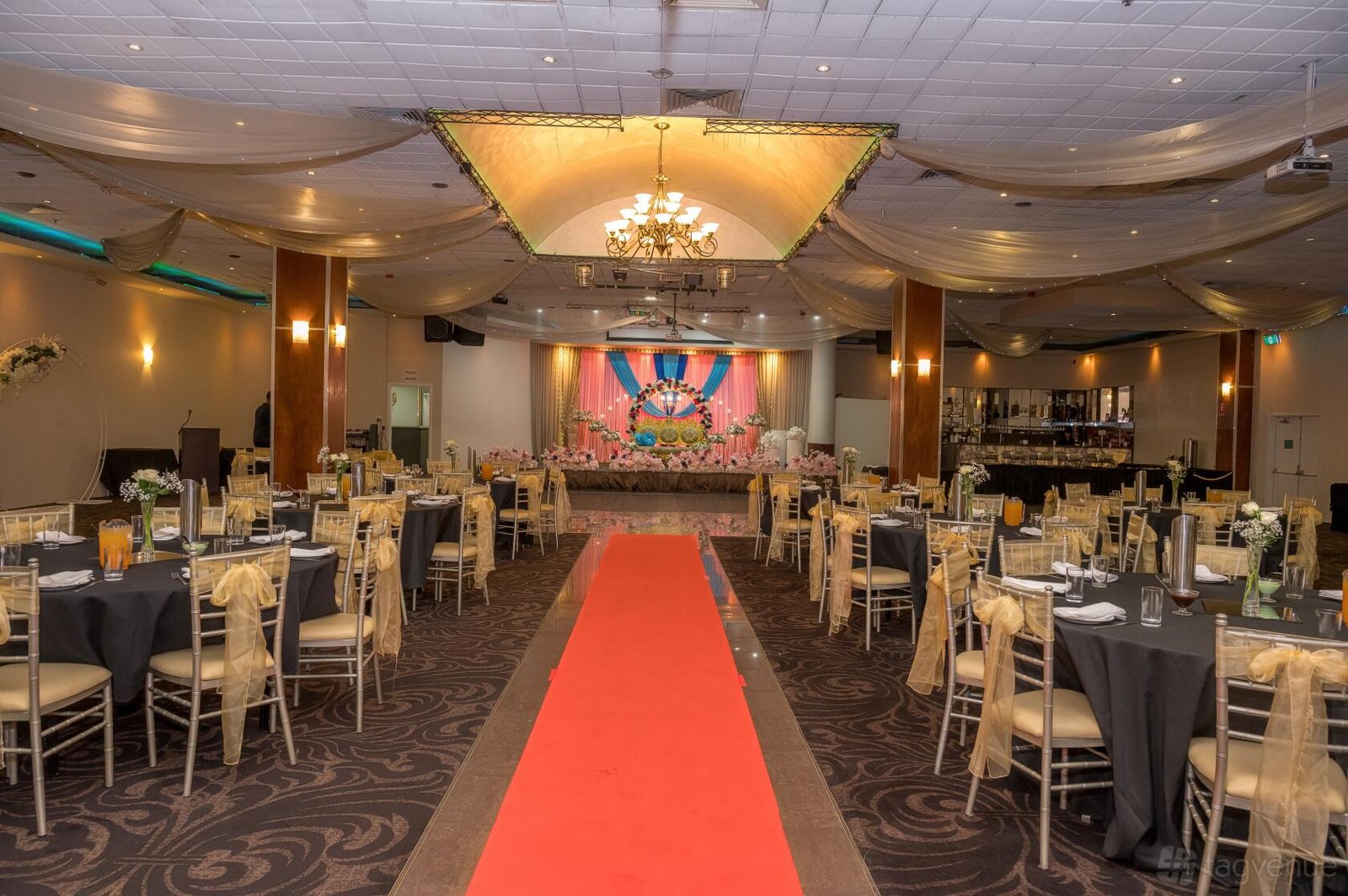 Ballroom at Parra Villa Function Lounge photo 2