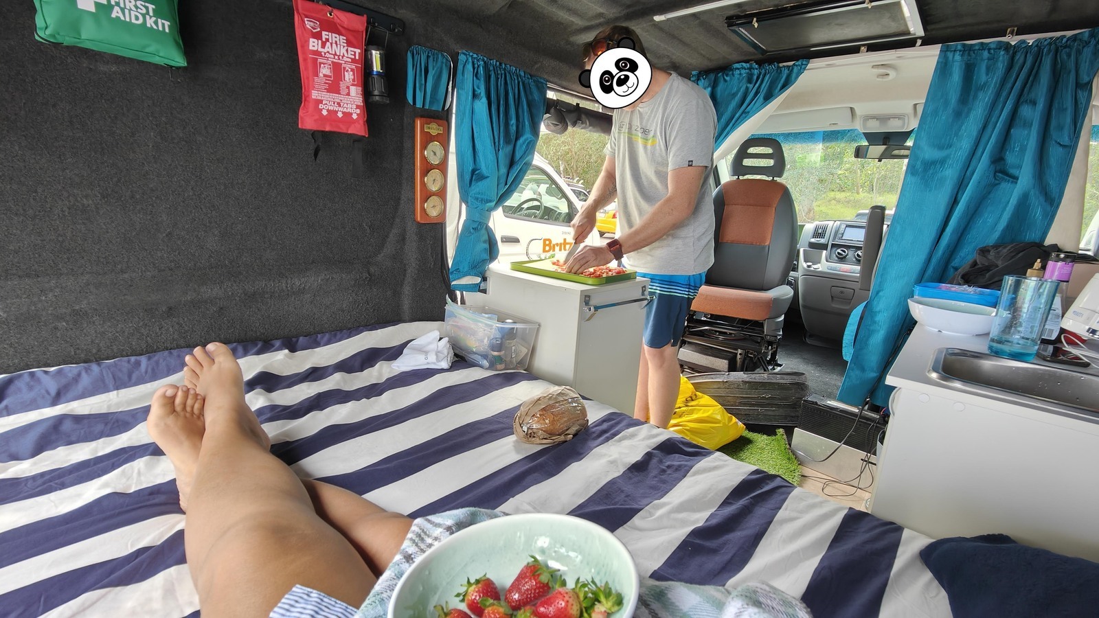 My Cozy Van - NEW LISTING photo 12