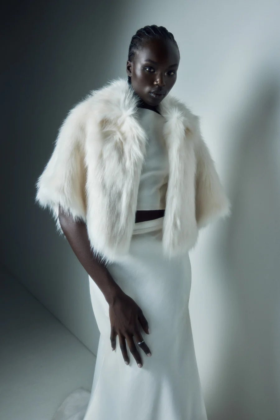 UNREAL FUR NORD CAPE - IVORY photo 7