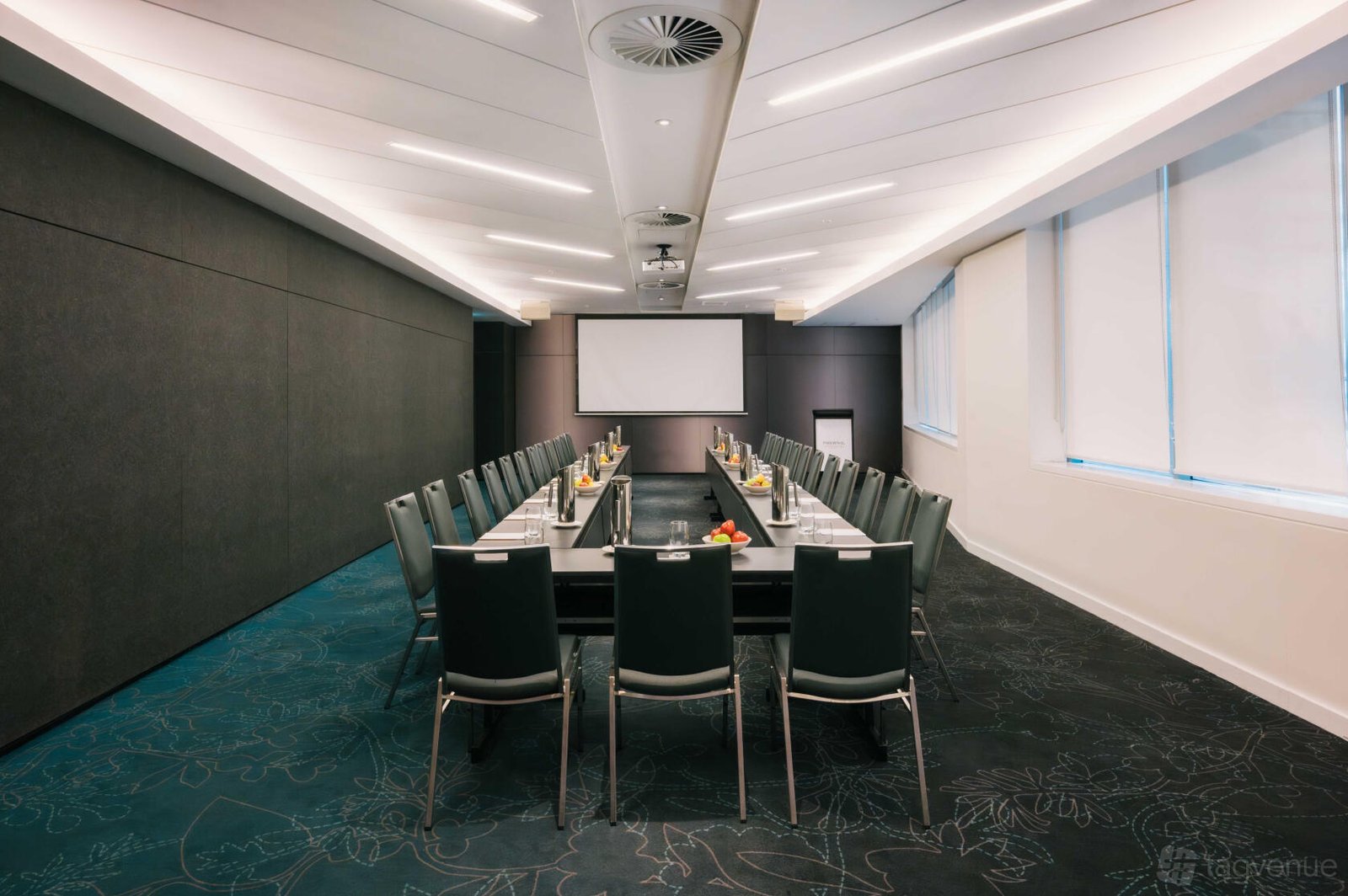 Rose Bay Room at PARKROYAL Darling Harbour, Sydney photo 7