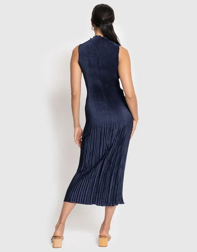 L'Idee Soirée Pleated Dress Navy Size 8 photo 2