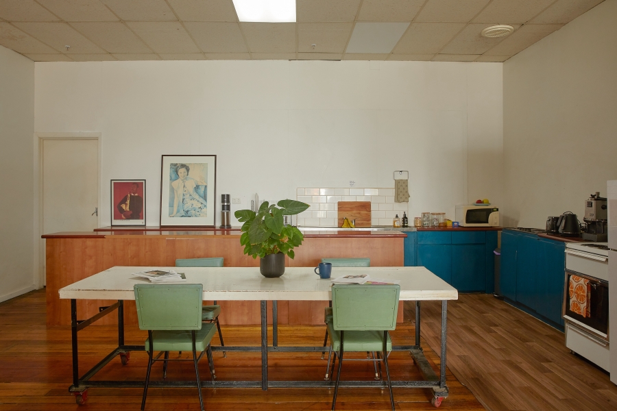 Fitzroy, north facing open plan office photo 3
