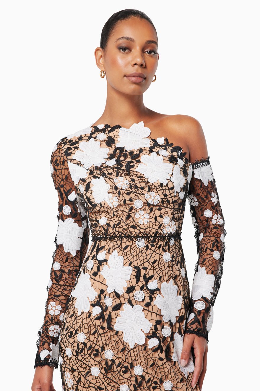 Elliatt Patios Dress - Black/White photo 4