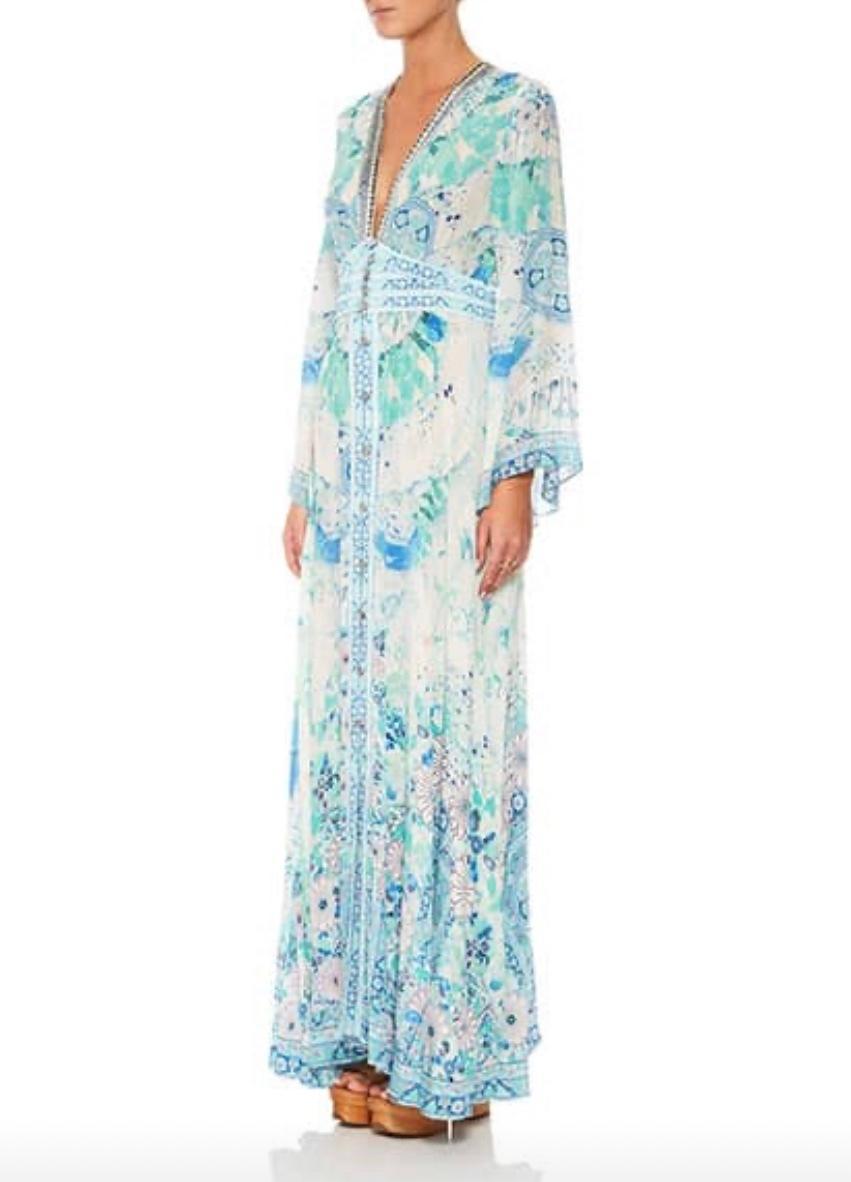 Camilla ‘Head in the Clouds’ size M photo 3