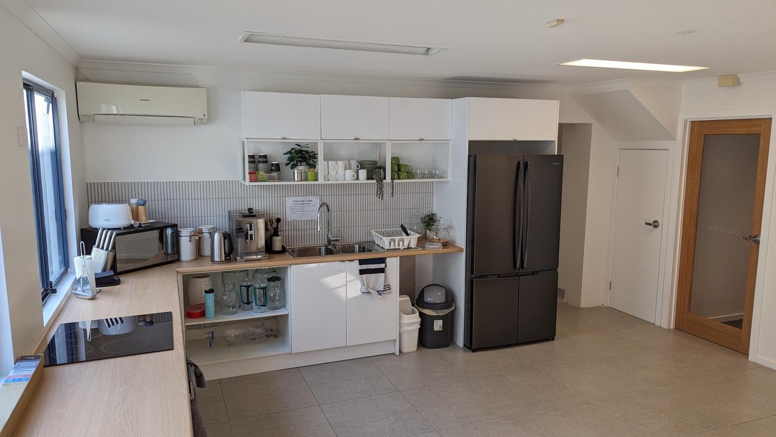 Main Event Space at Brisbane Business Centre Herston photo 21