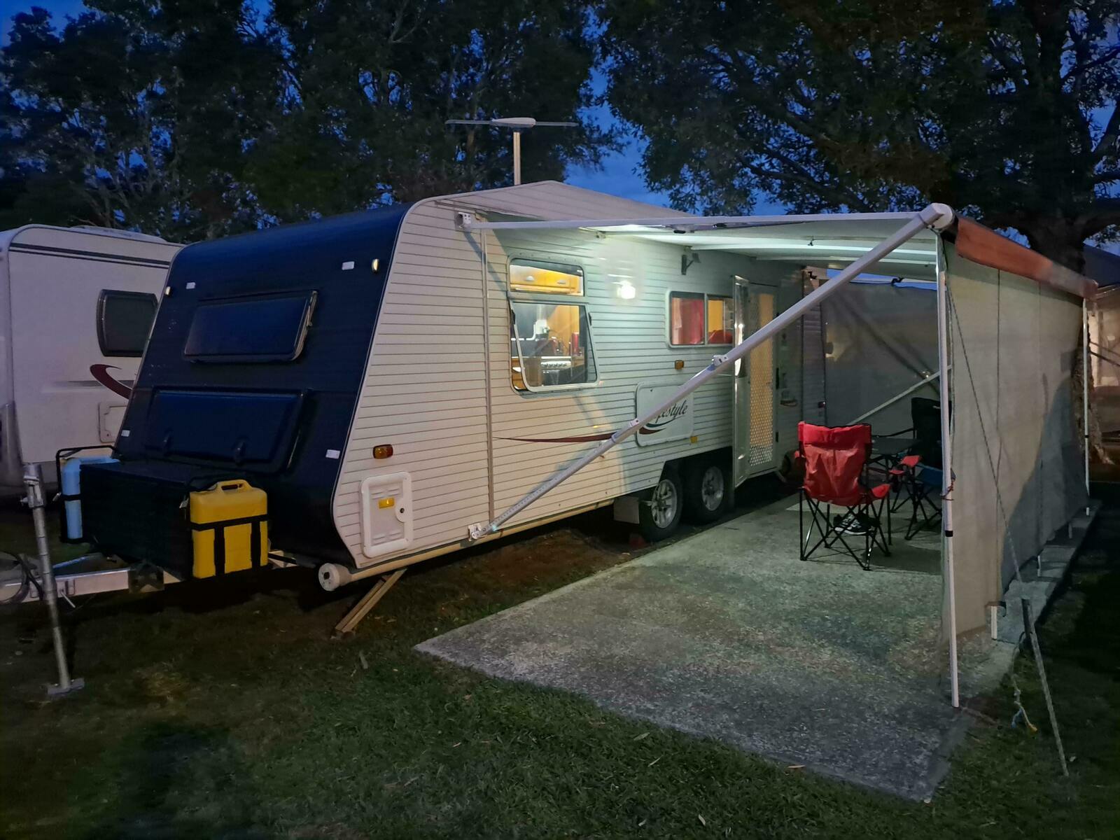 Lifestyle - light weight caravan photo 2
