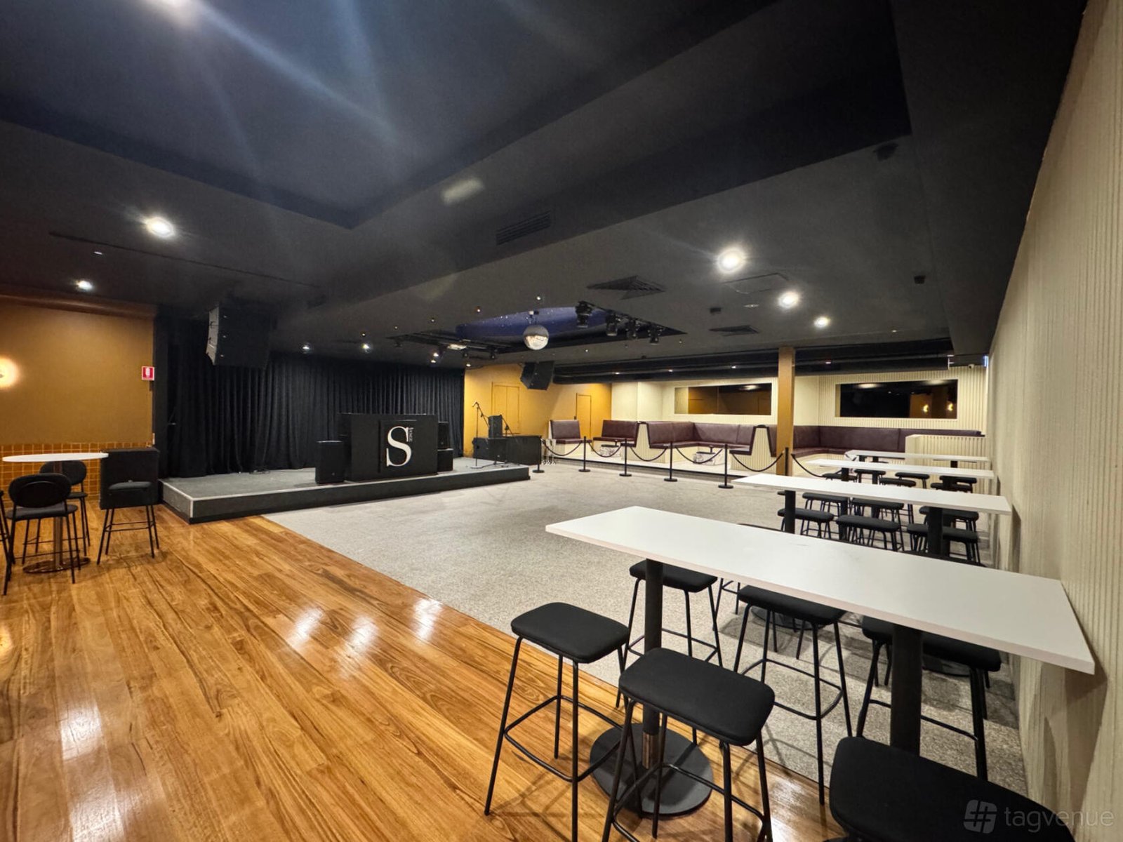 Entire Venue at Stanley 2204 photo 10