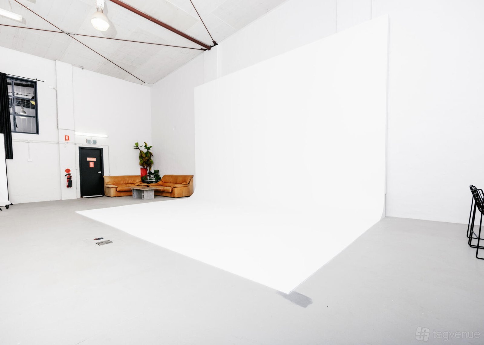 Industrial Warehouse Venue at UNO STUDIOS photo 6
