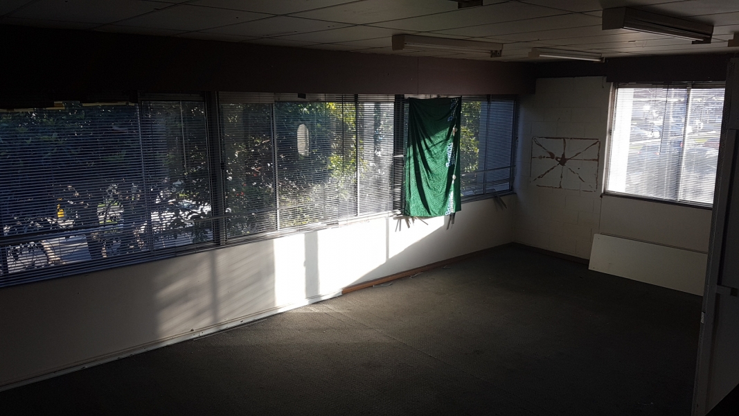 Live-in Mezzanine Studio photo 6