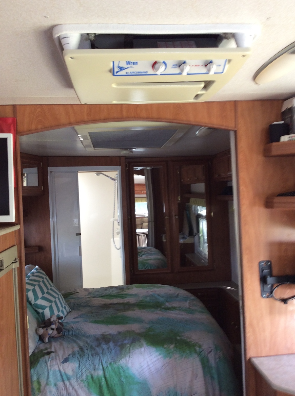 Great comfortable holday van photo 15