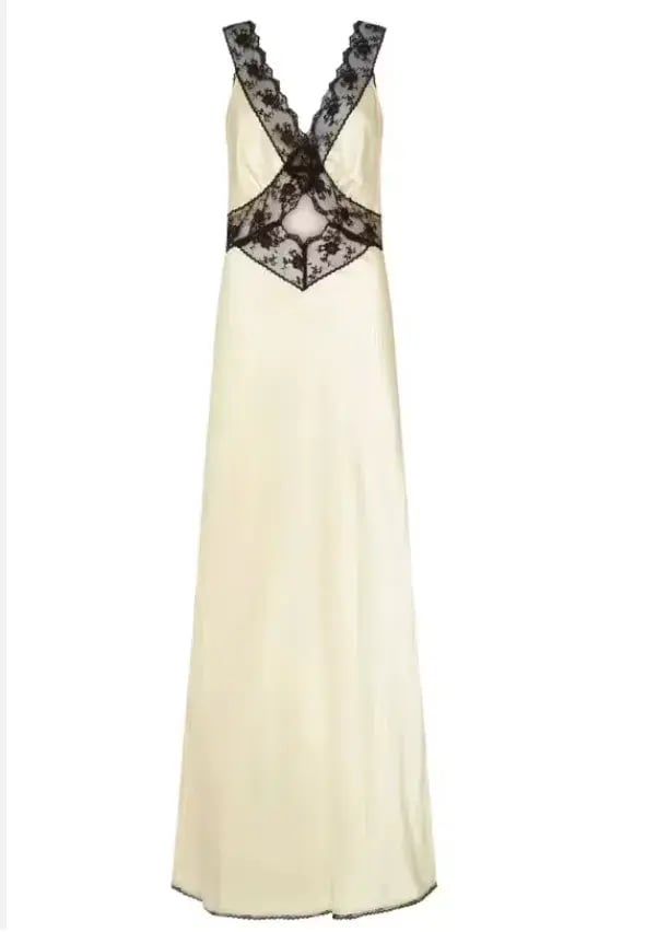 SIR The Label ARIES gown photo 5