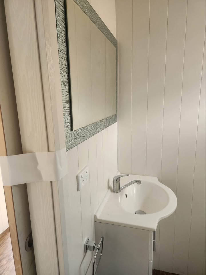 9x3.3m Portable Studio/Office for Hire photo 7
