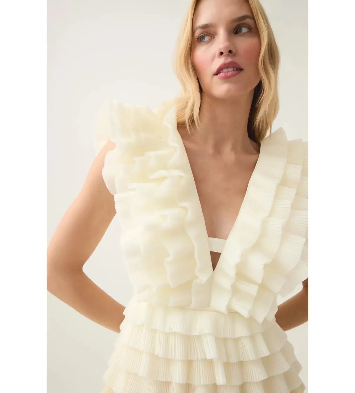 Aje Reflection Ombre Gown in Ivory/Acacia Yellow Size AU 16 photo 3