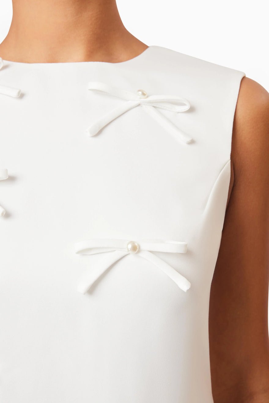 Elliatt Rose Bow Shift Dress In White photo 2