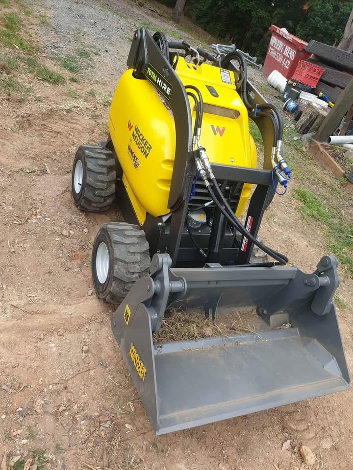 Dingo kanga hire dry hire photo 5