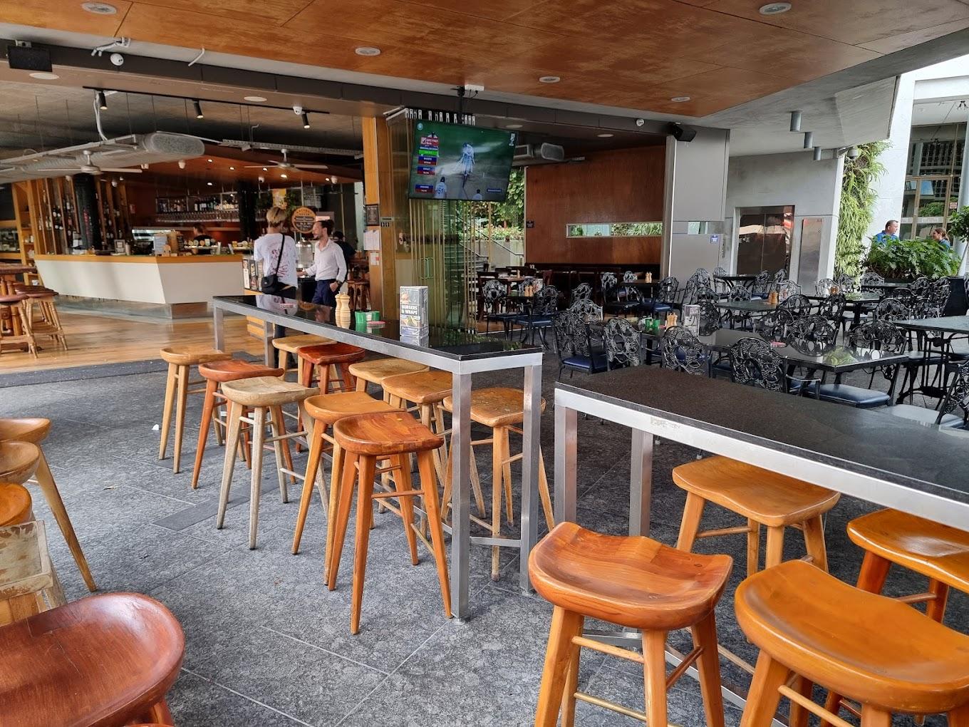 The Restaurant at Pig ‘N’ Whistle - King George Square photo 5