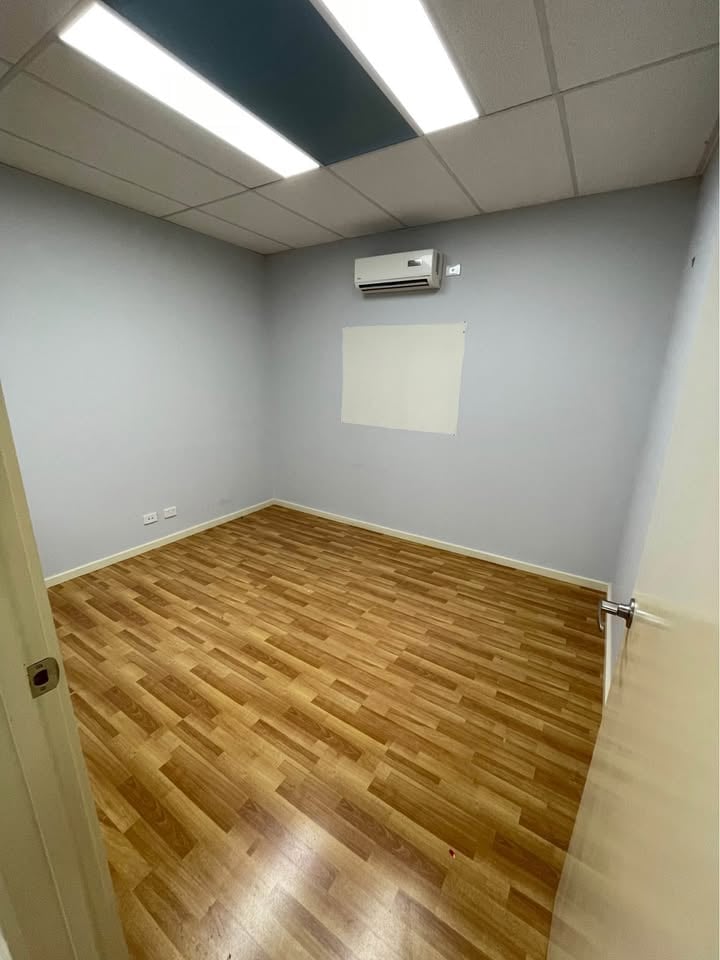 Office space for rent photo 4
