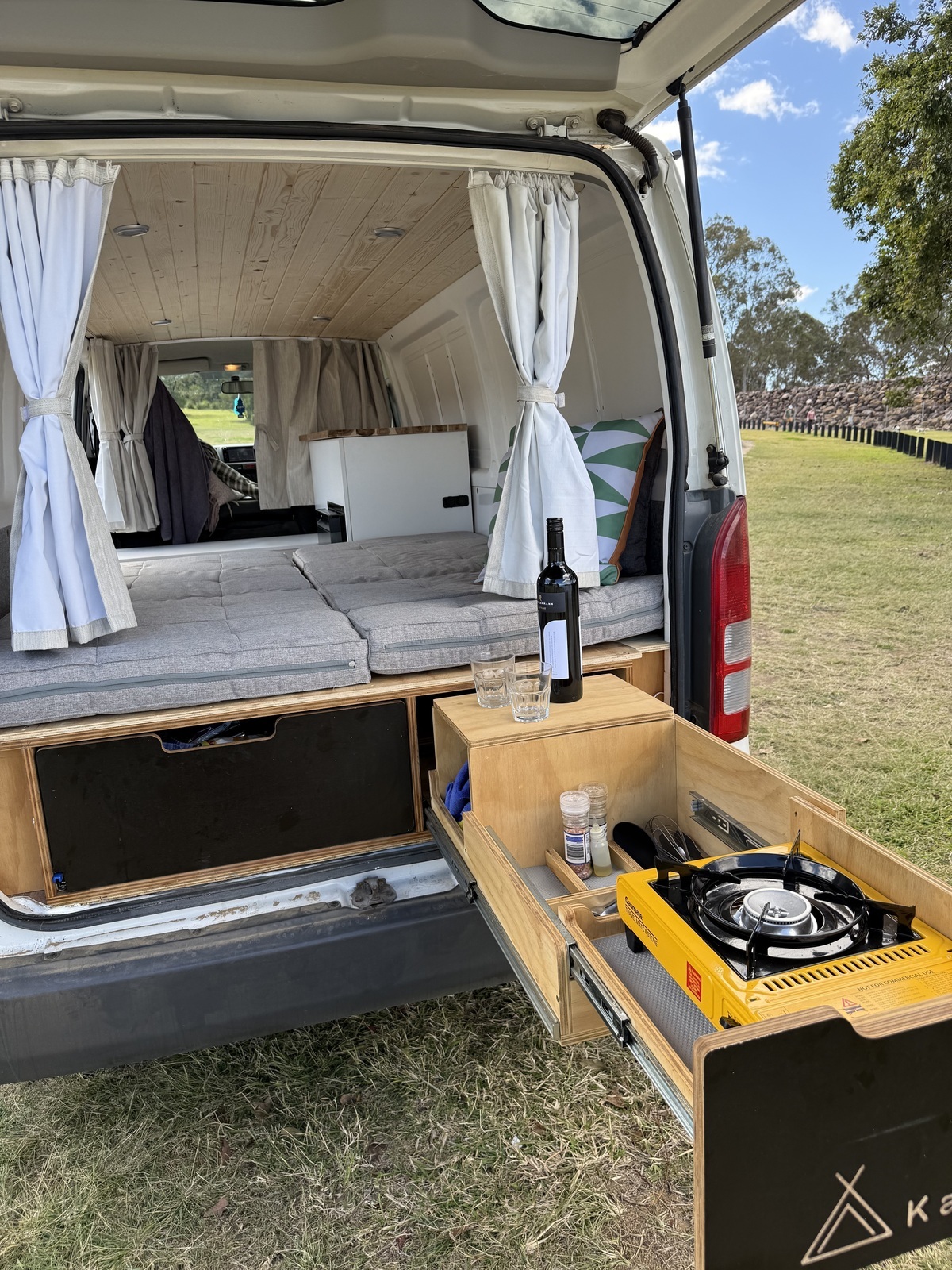 Campervan photo 6