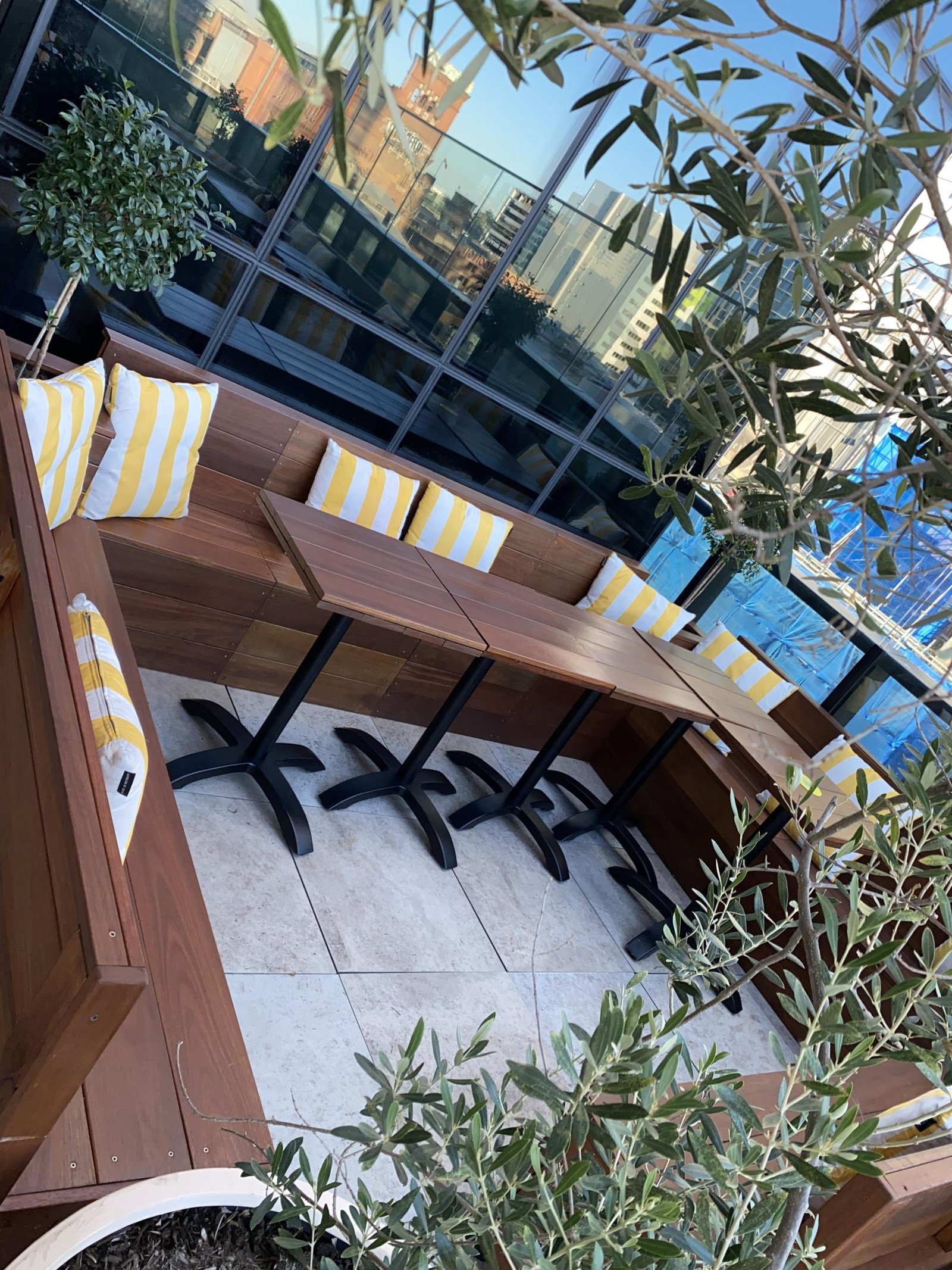 The Garden Lounge at Cielo Rooftop photo 9