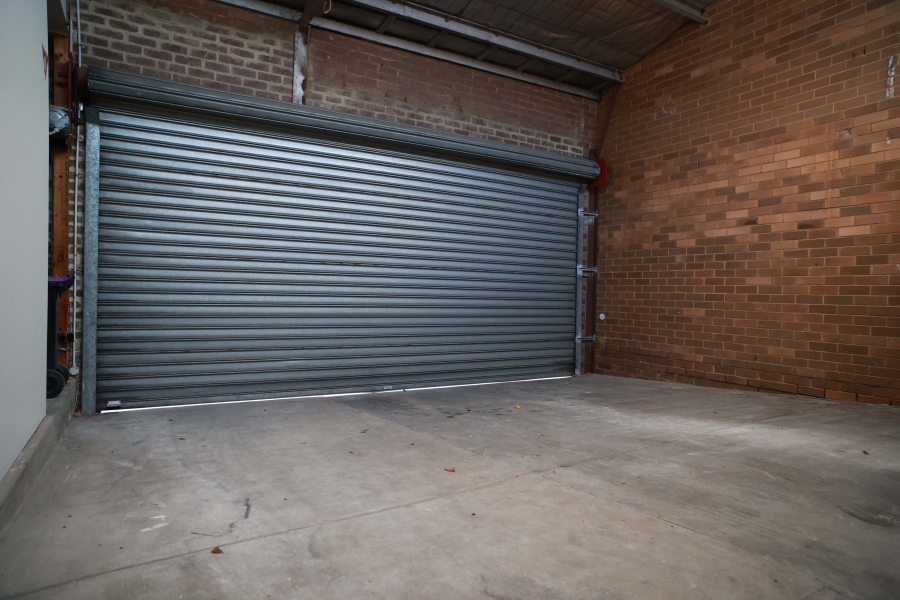 Great location, 250sq metre warehouse studio space photo 6