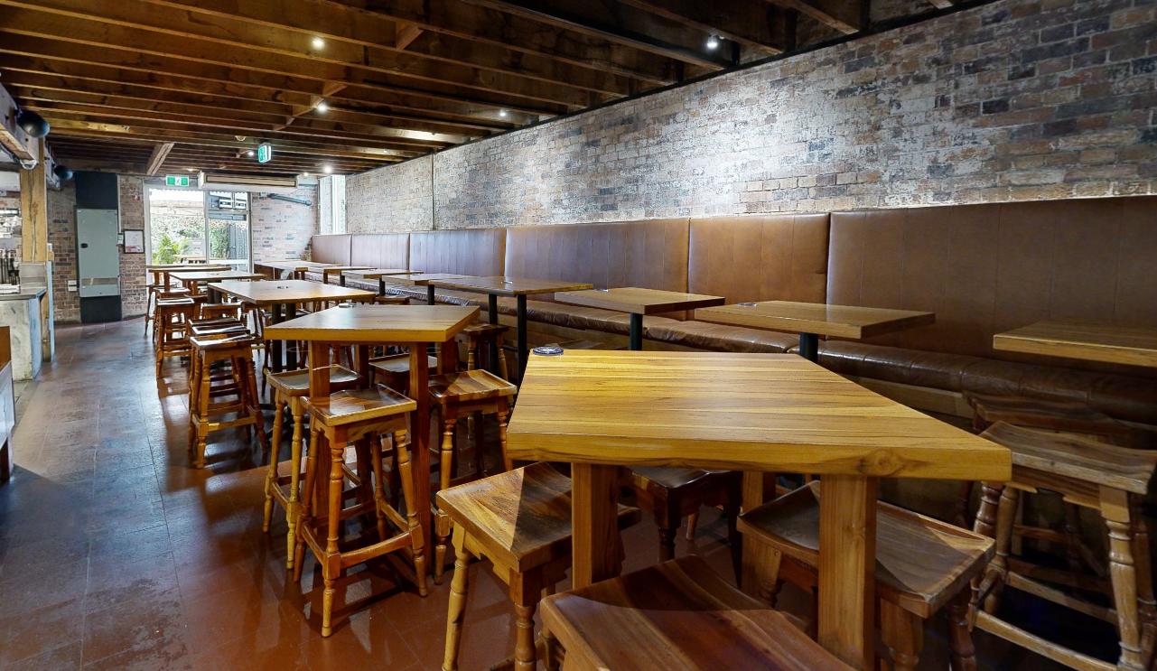 The Cellar Bar at Pig ‘N’ Whistle - Brunswick Street photo 7
