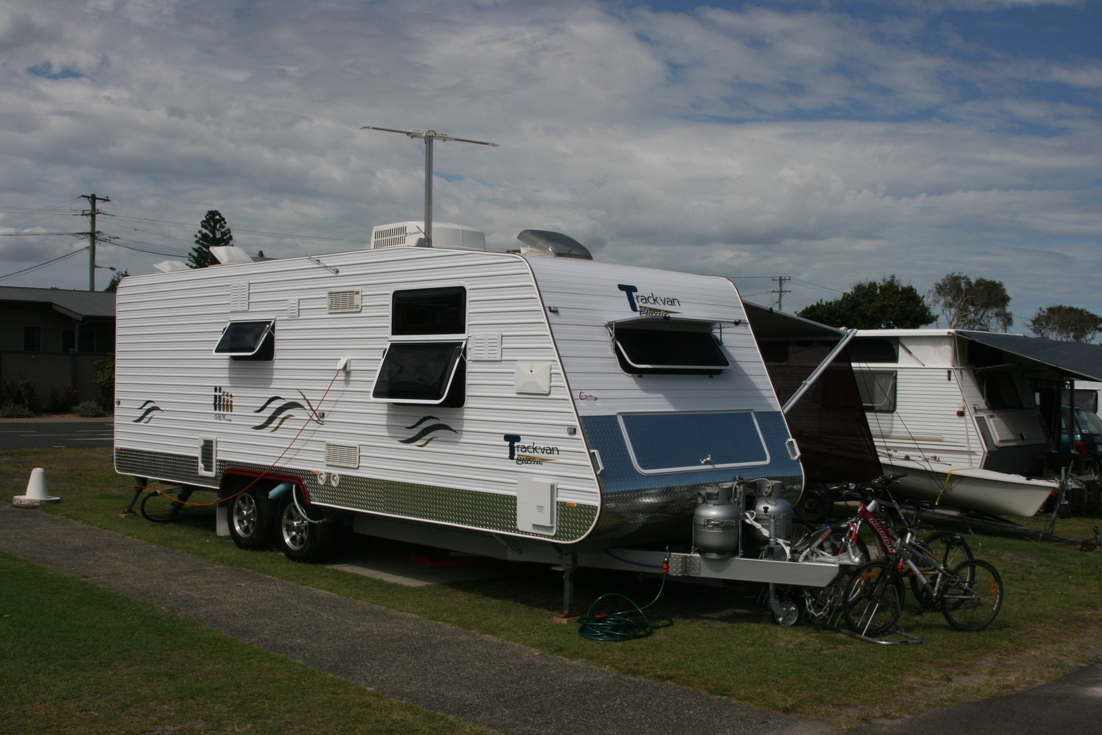 Family Adventure Sleeps 5 in style photo 4