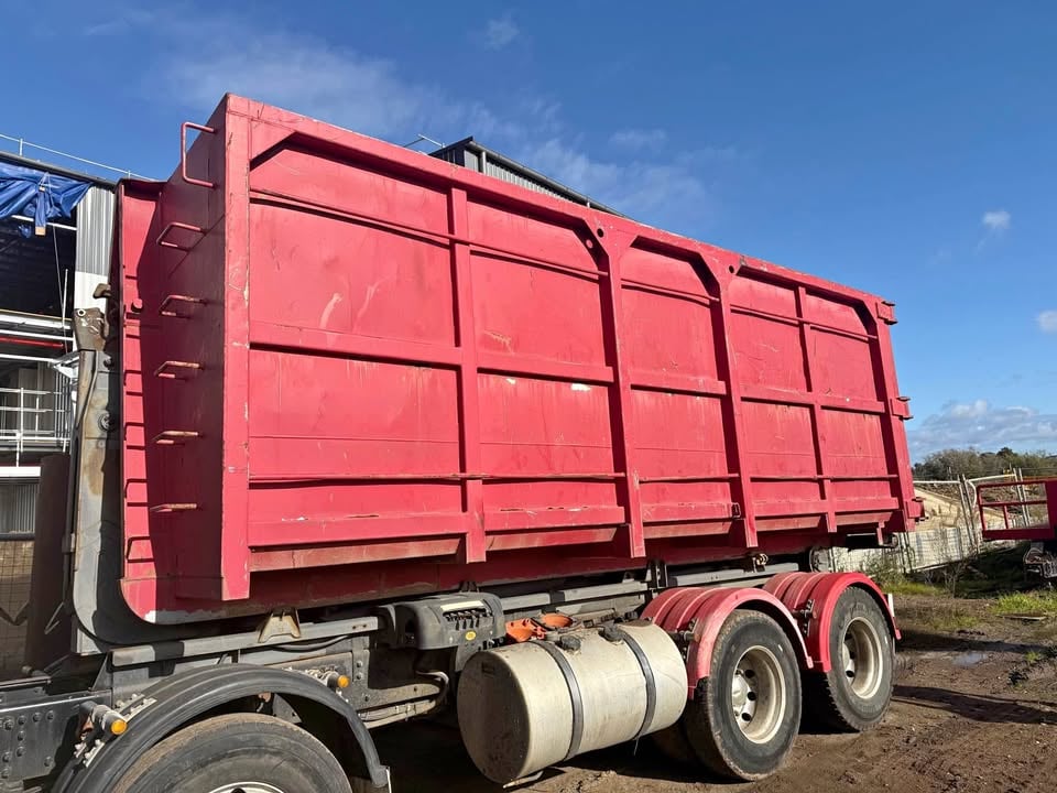 Bin Hire photo 3