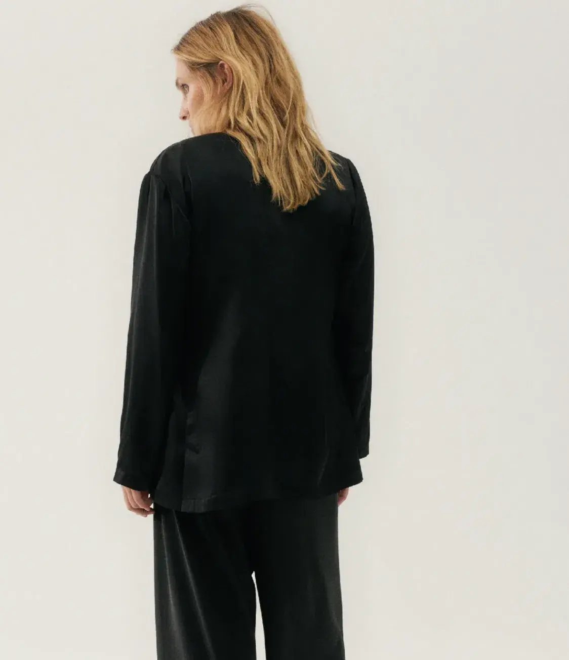 Silk Laundry Relaxed Blazer Black Size 8 photo 4