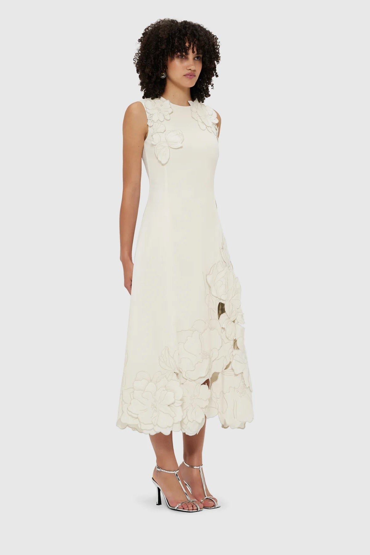 LEO LIN CHLOE APPLIQUÉ SLEEVELESS MIDI DRESS - VANILLA photo 3