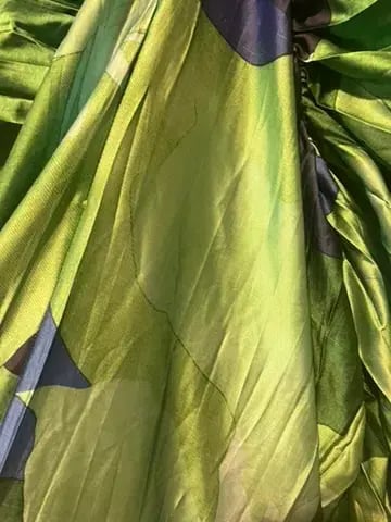 L’idée De Luxe Gown Capri Green Size 14 - in well loved condition, price reduced. photo 4