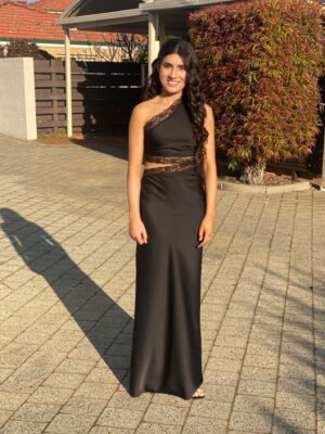 Misha Collection Jillian Lace Gown photo 4