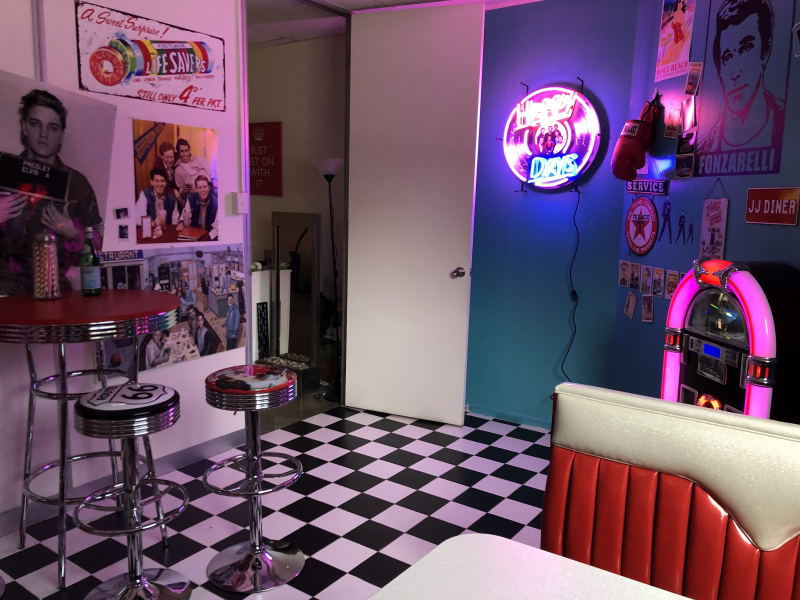 Jj’s 1950’s diner photo 3