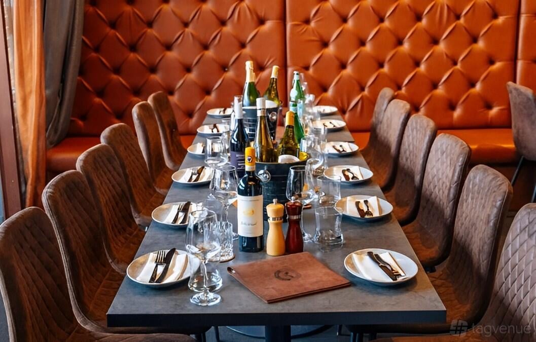Inside Area at Elements Bar & Grill Pyrmont photo 9