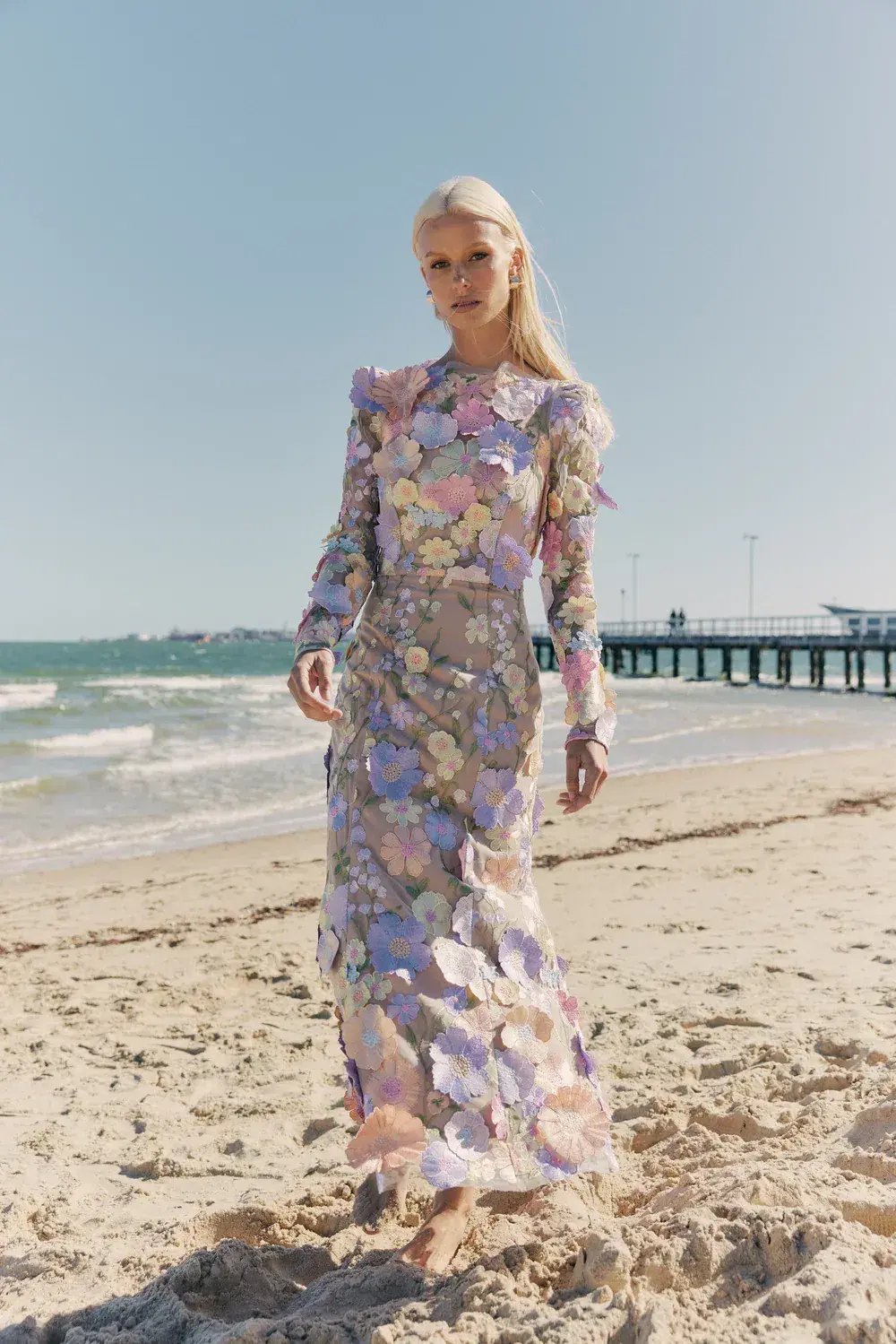 Elliatt Shannon 3d Floral Midi Dress in Purple Size AU 10 photo 10