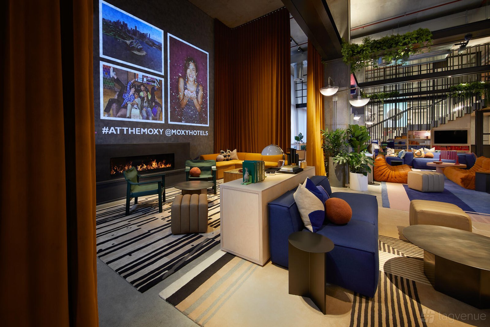 Record Room at Moxy Sydney Airport photo 5