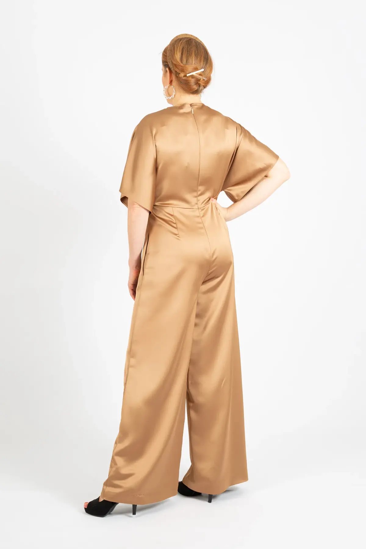 Hugo Boss Short-Sleeved Slim Fit Jumpsuit in Satin Gold Size 10 photo 2