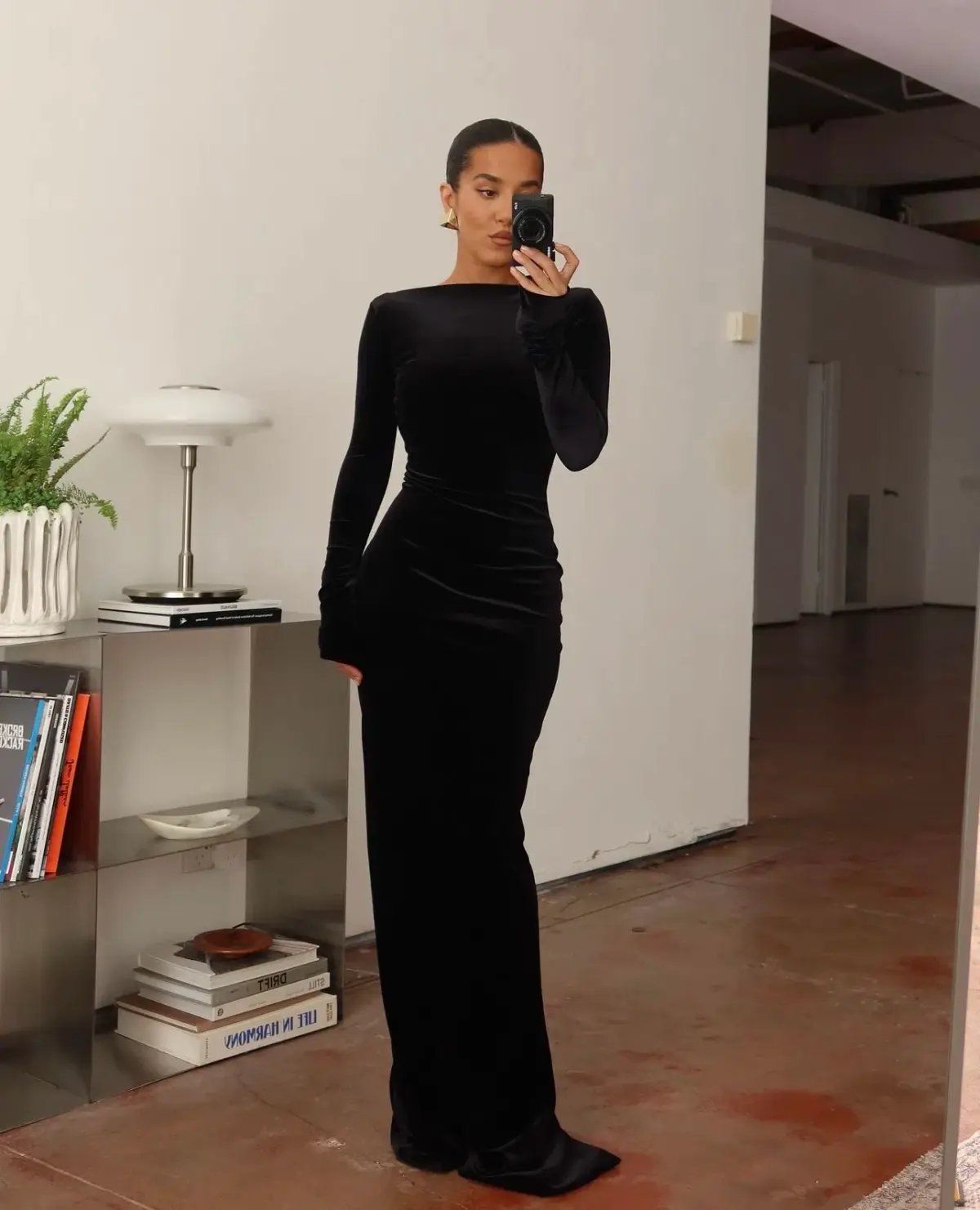 Effie Kats Yasmin Maxi Dress Black Velvet Size XS / AU 6 photo 7