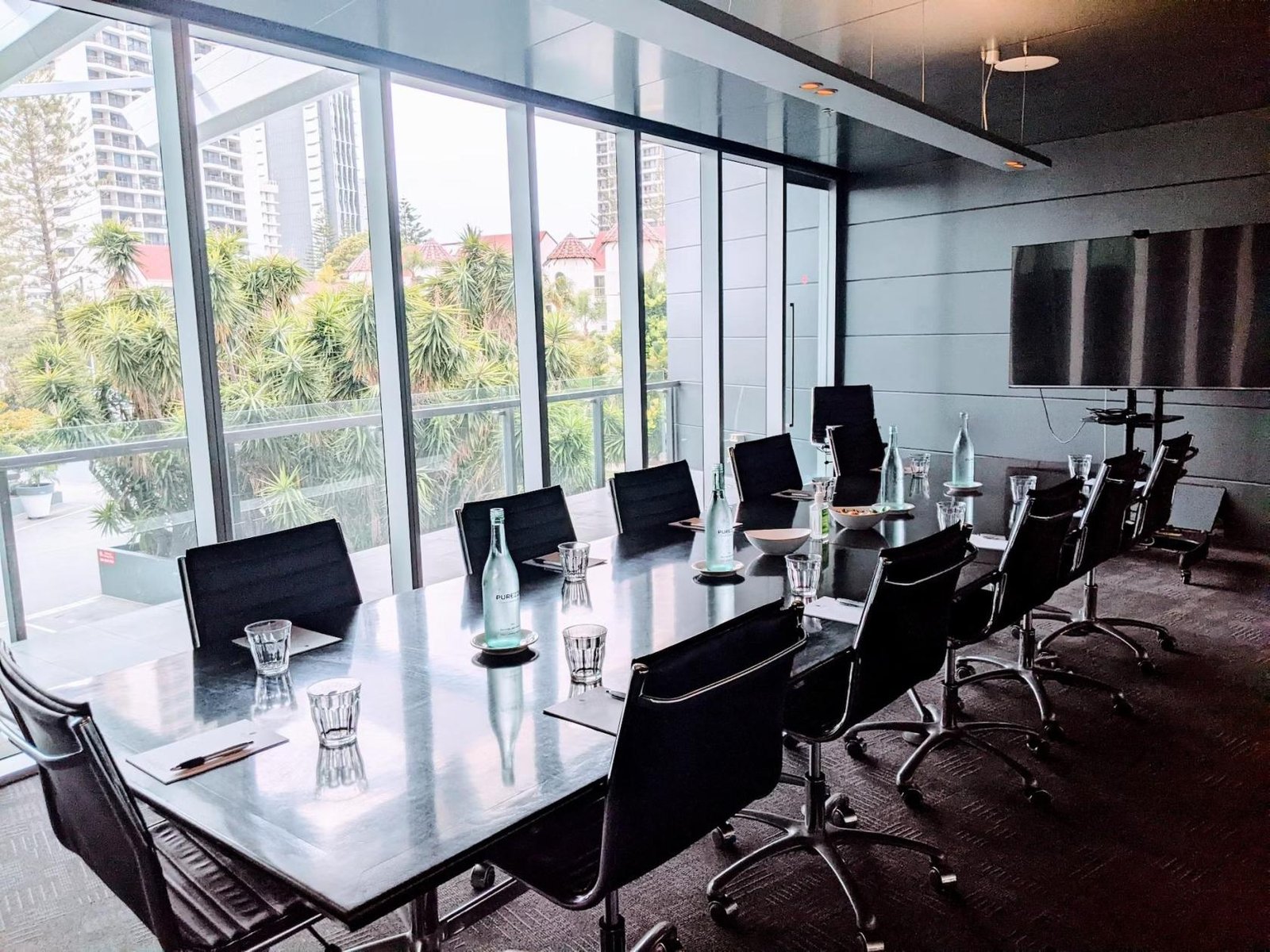 L2 Boardroom at SkyPoint photo 2